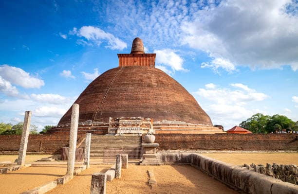 Abegiriya Stupa